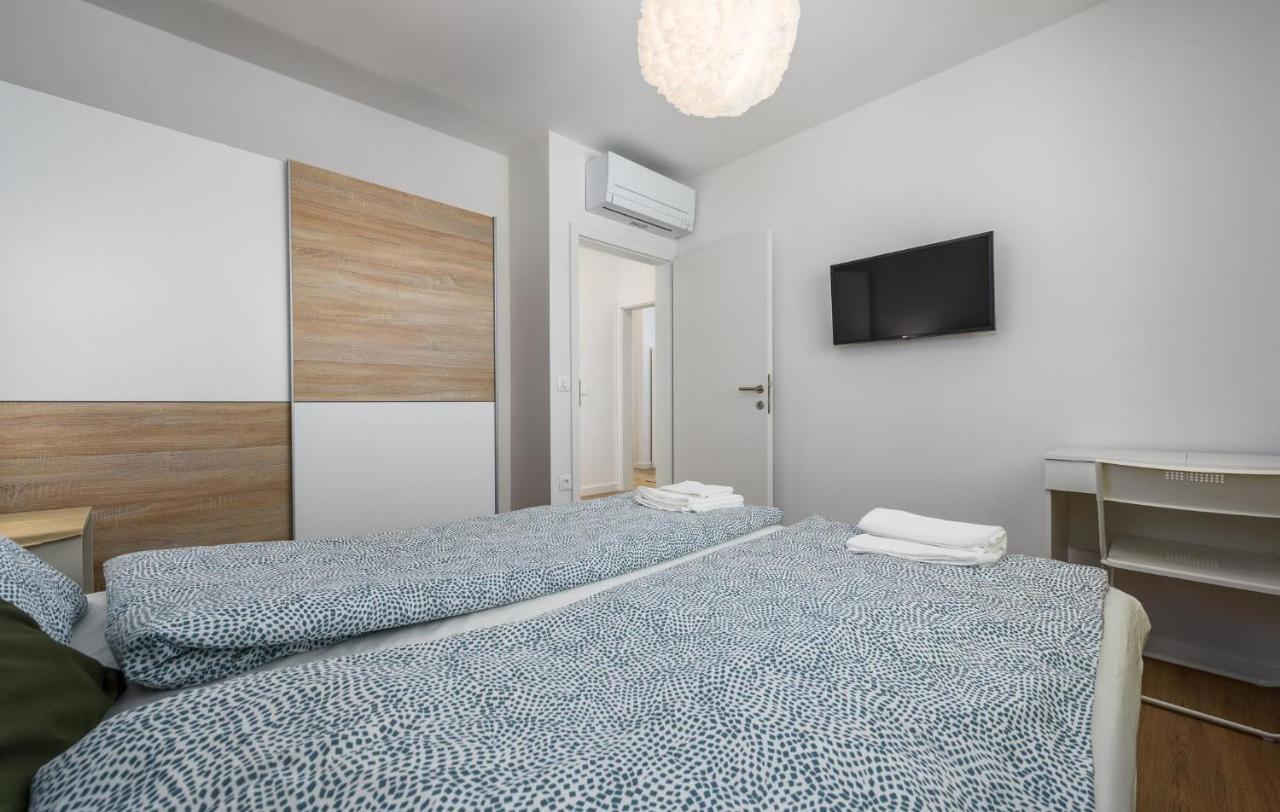 Apartmani Lucija Poreč Exterior foto