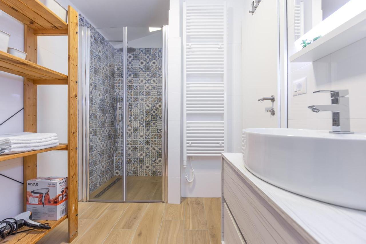 Apartmani Lucija Poreč Exterior foto